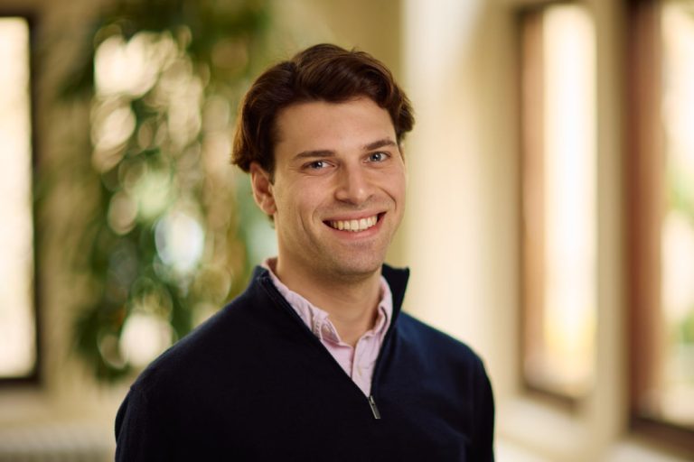 Dr Rupert Stuart-Smith